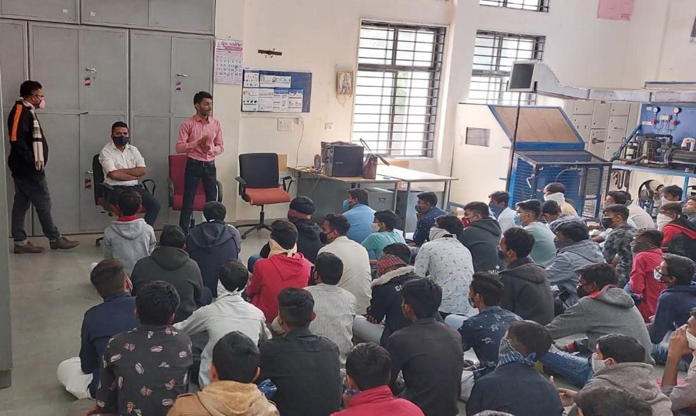 Y.Y.P seminar for young people at ITI Sihor